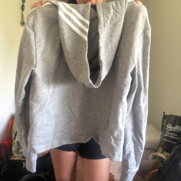 Adidas heather grey sweatshirt - Picture 2 of 2